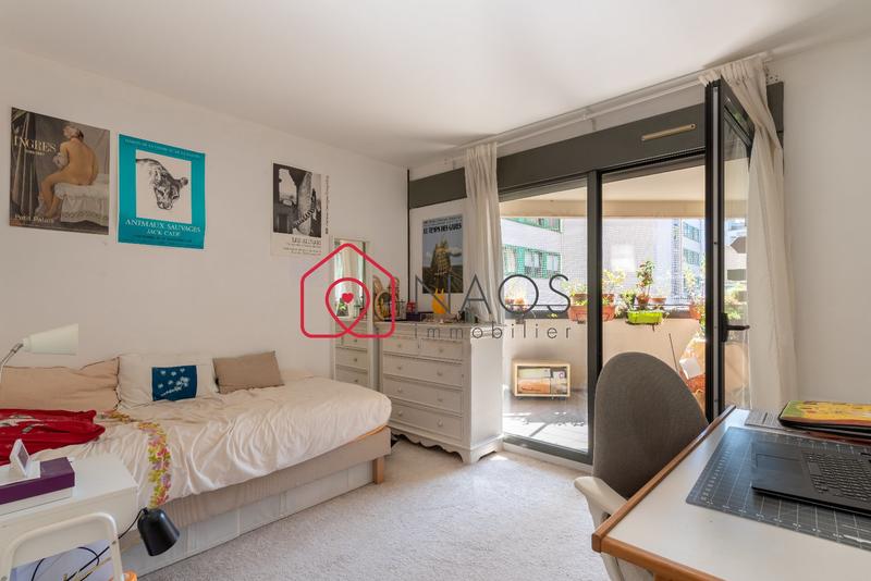 Appartement - 82 m² - 3 pièces