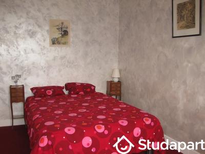 Chambre - 15 m² - 1 pièce