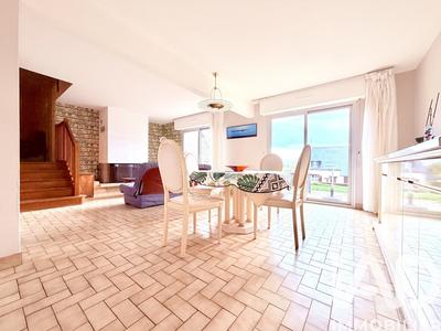 Maison - 129 m² - 6 pièces