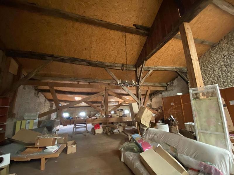 Maison - 532 m² - 9 pièces