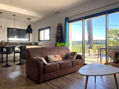 Maison traditionnelle - 100 m² - 5 pièces