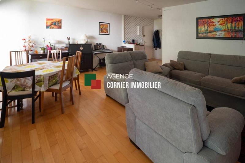 Appartement - 102 m² - 5 pièces