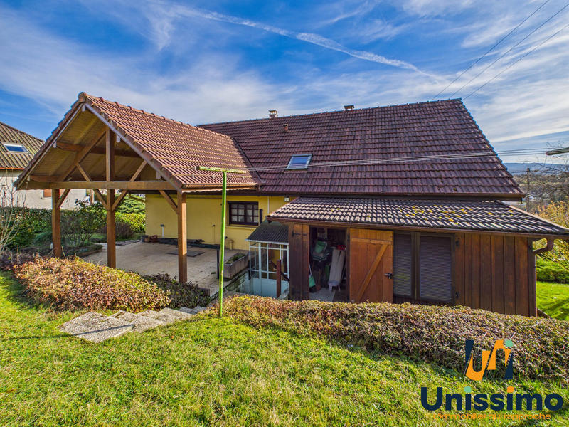 Maison - 177 m² - 7 pièces