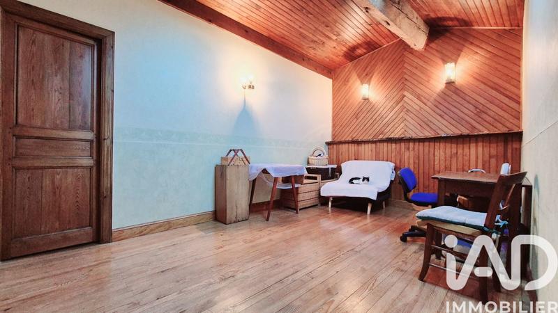 Maison - 196 m² - 5 pièces