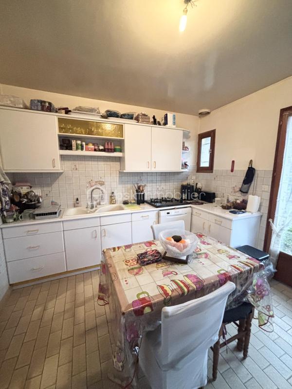 Maison ancienne - 148 m² - 3 pièces