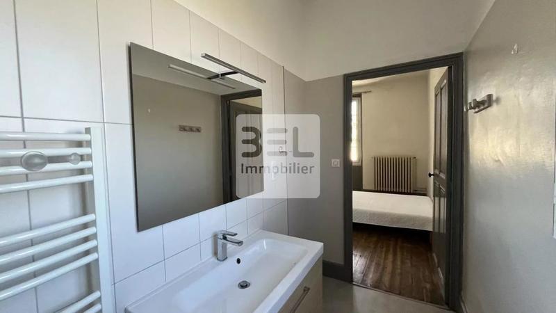 Maison bourgeoise - 181 m² - 8 pièces