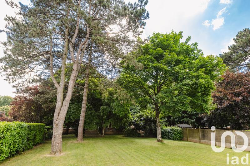 Maison - 210 m² - 8 pièces