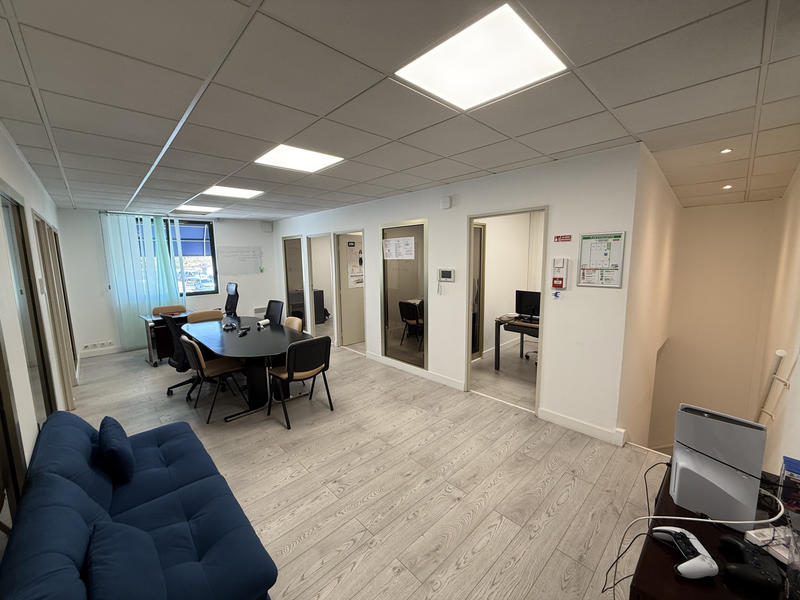 Bureau - 160 m²