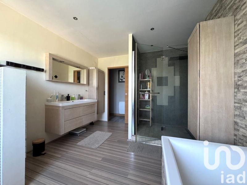 Maison de village - 194 m² - 6 pièces