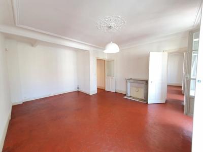 Appartement - 97 m² - 3 pièces