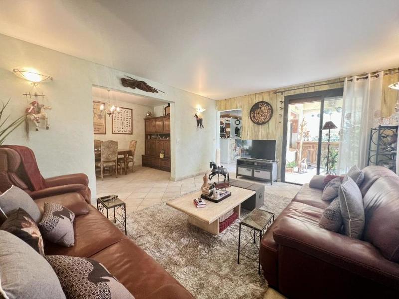 Villa - 207 m² - 6 pièces