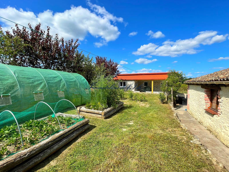 Maison - 112 m² - 7 pièces