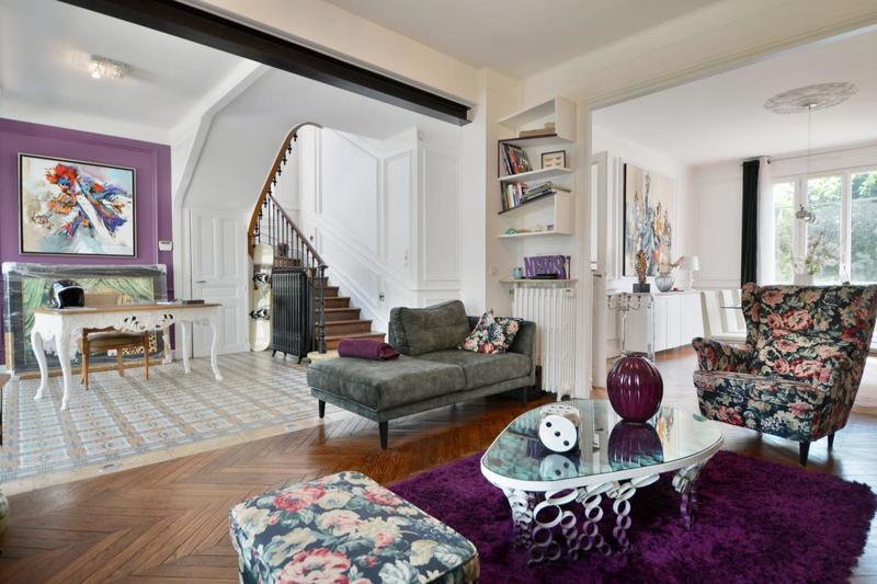 Maison - 180 m² - 8 pièces