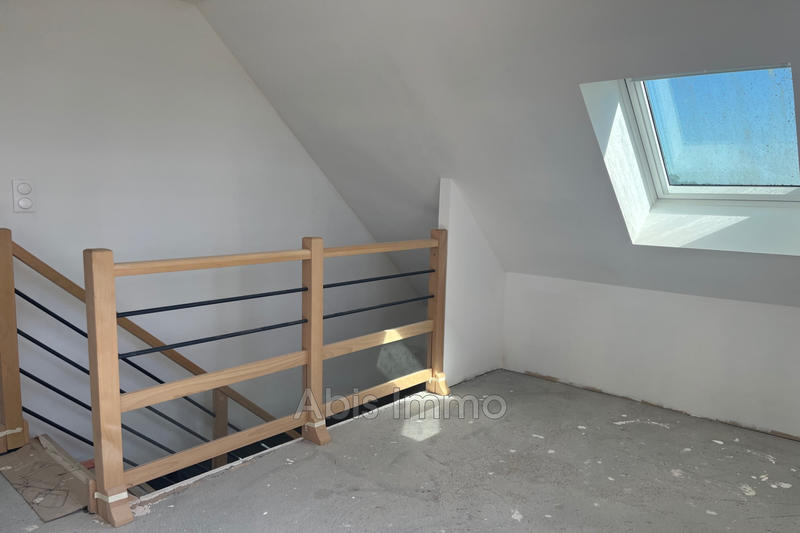 Maison - 102 m² - 5 pièces