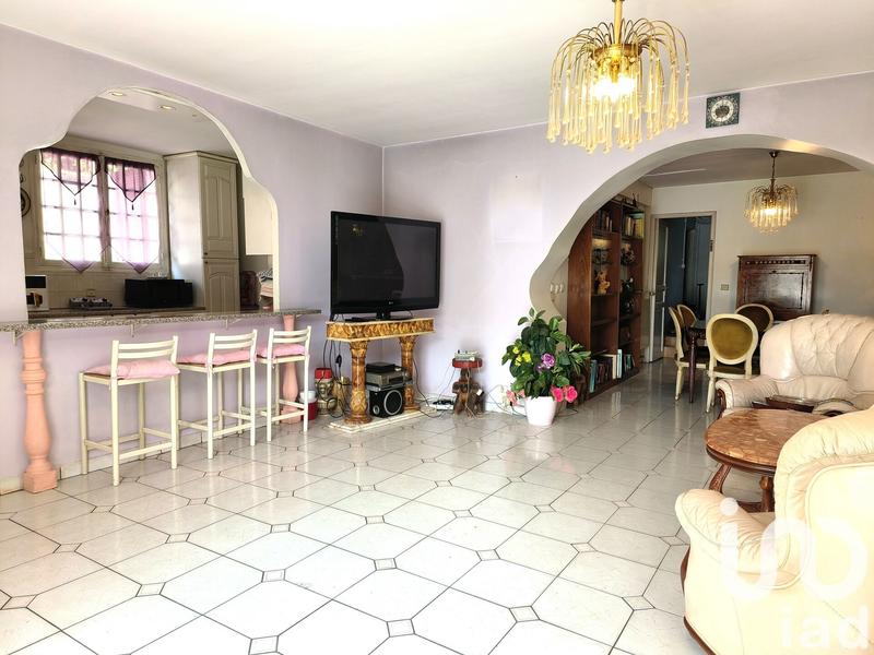 Maison - 190 m² - 7 pièces