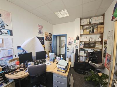 Bureau - 123 m²