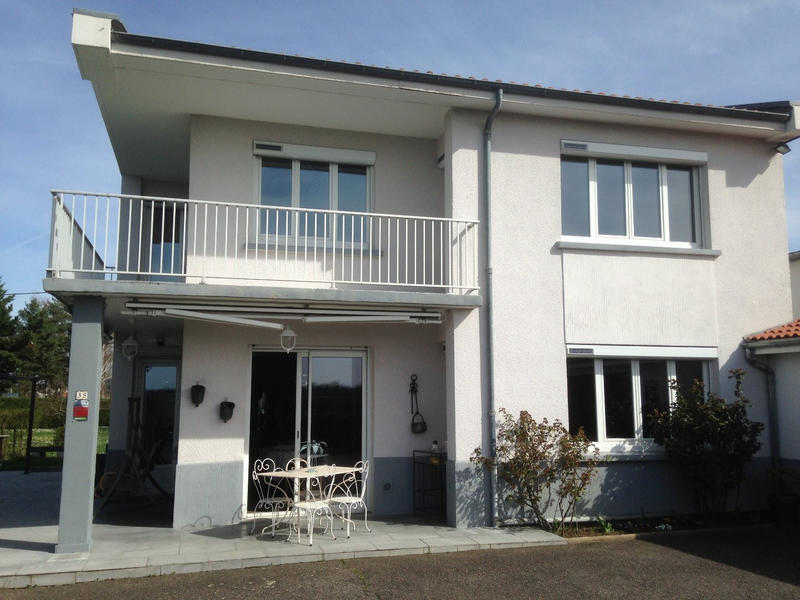 Maison - 160 m² - 8 pièces
