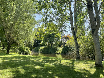 Terrain de loisirs - 6 900 m²