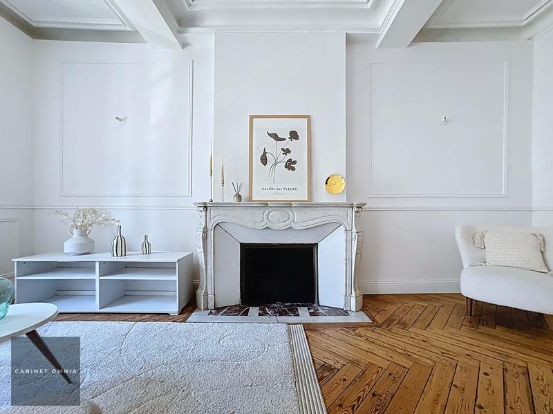 Appartement - 115 m² - 4 pièces