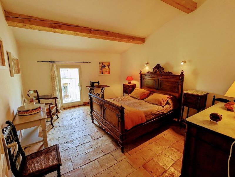 Maison - 250 m² - 8 pièces