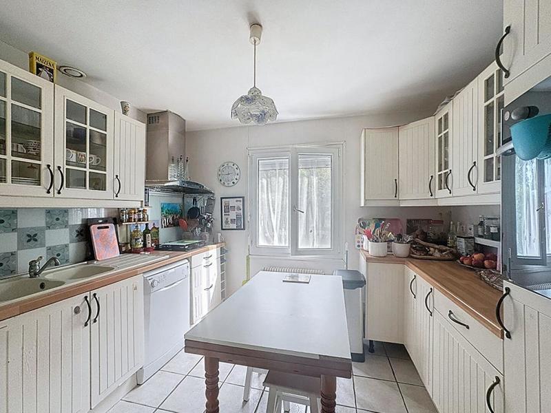 Maison - 85 m² - 5 pièces