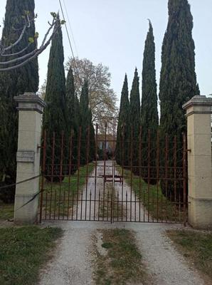 Mas - 385 m² - 11 pièces