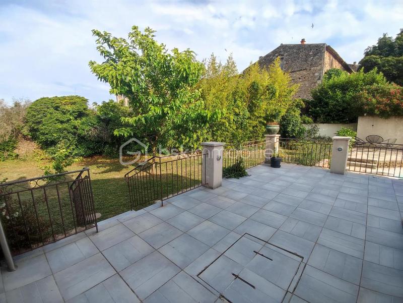 Villa - 100 m² - 5 pièces