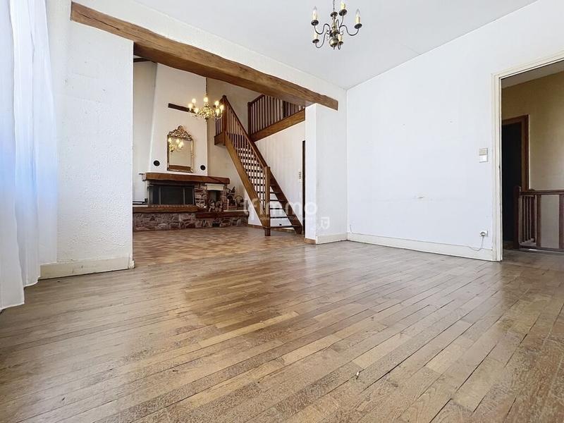 Maison - 290 m² - 11 pièces