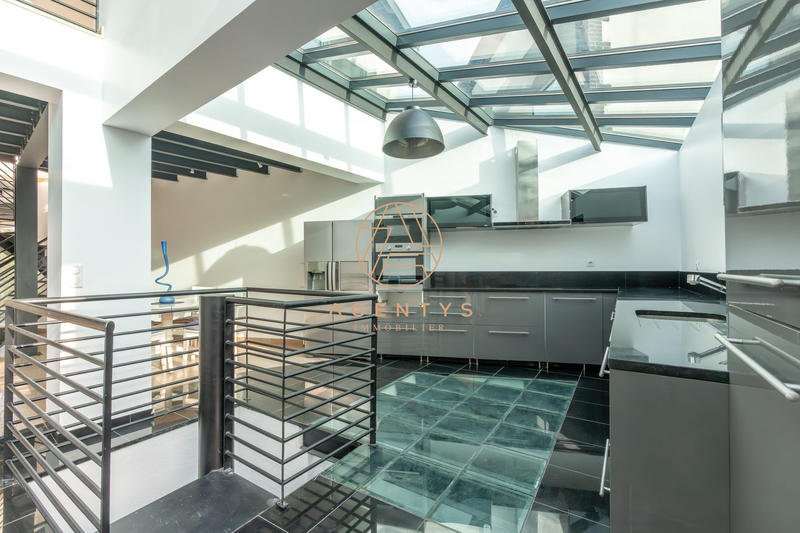 Maison - 104 m² - 3 pièces