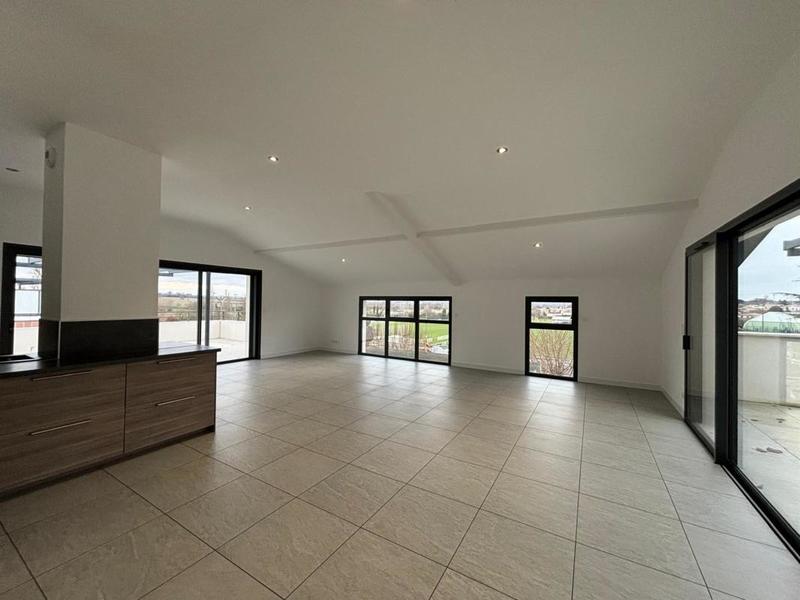 Appartement - 119 m² - 4 pièces