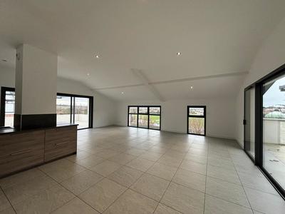 Appartement - 119 m² - 4 pièces