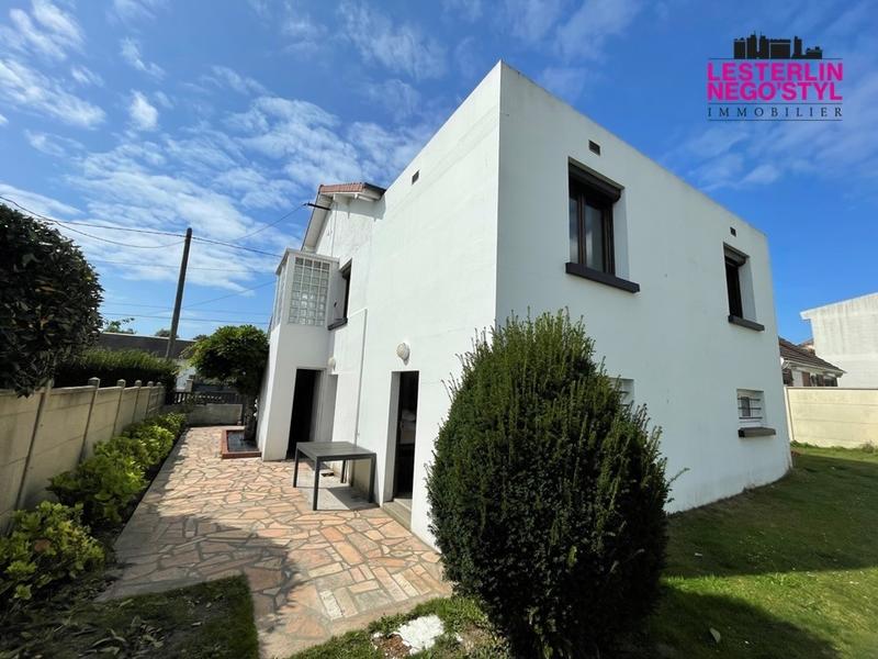 Maison - 77 m² - 4 pièces