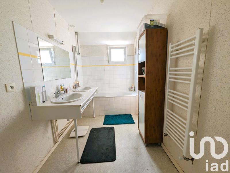 Maison - 102 m² - 5 pièces