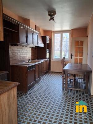 Maison de ville - 185 m² - 8 pièces