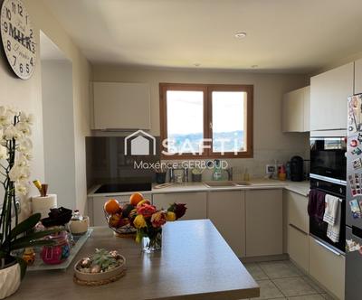 Maison - 160 m² - 6 pièces