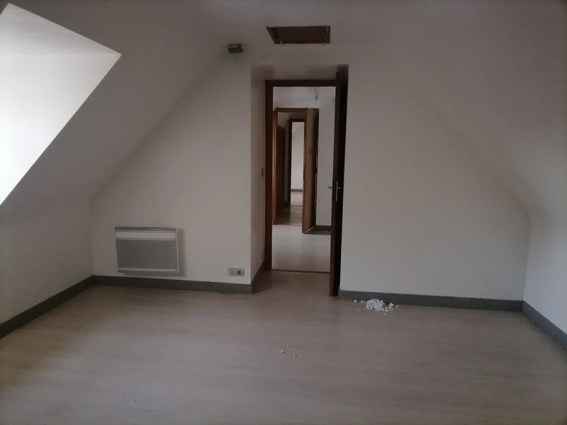 Maison - 135 m² - 9 pièces