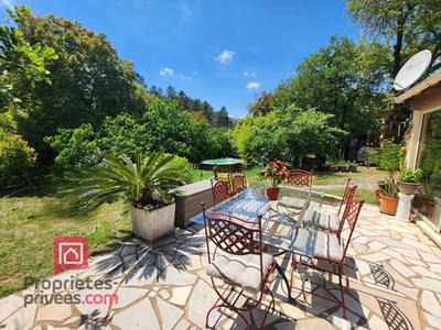 Villa - 140 m² - 7 pièces