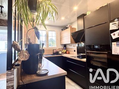 Maison - 80 m² - 5 pièces