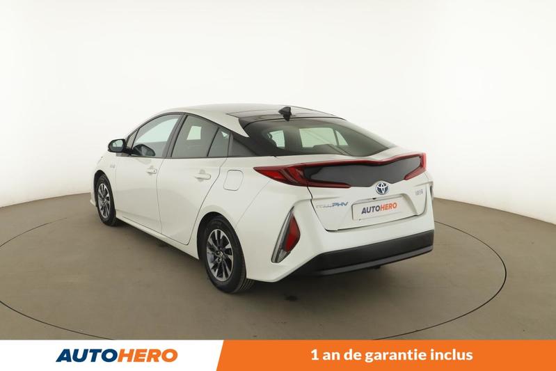 Toyota Prius 1.8 Hybride Rechargeable 122 ch