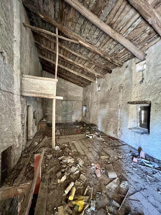 Maison - 315 m² - 15 pièces