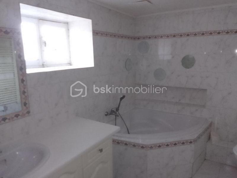 Maison ancienne - 137 m² - 6 pièces