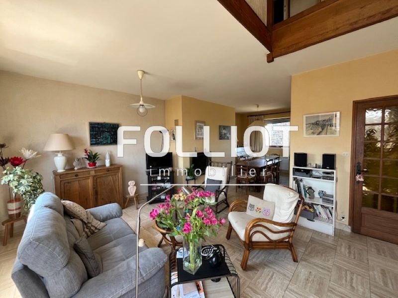 Appartement - 86 m² - 4 pièces