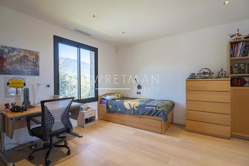 Villa - 324 m² - 7 pièces