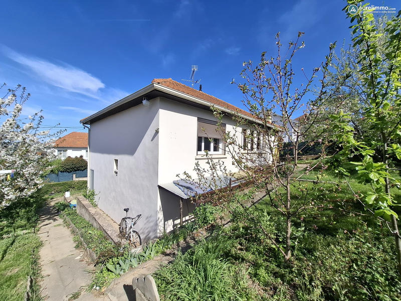 Maison - 120 m² - 4 pièces