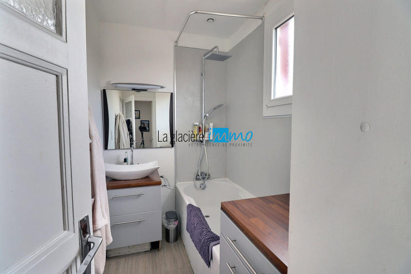 Maison - 82 m² - 5 pièces