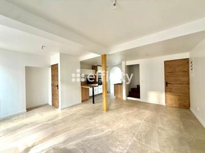 Maison - 132 m² - 6 pièces