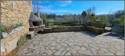 Appartement - 139 m² - 6 pièces