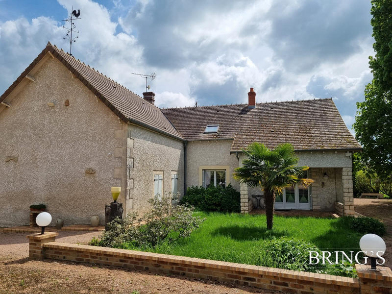 Maison - 204 m² - 8 pièces