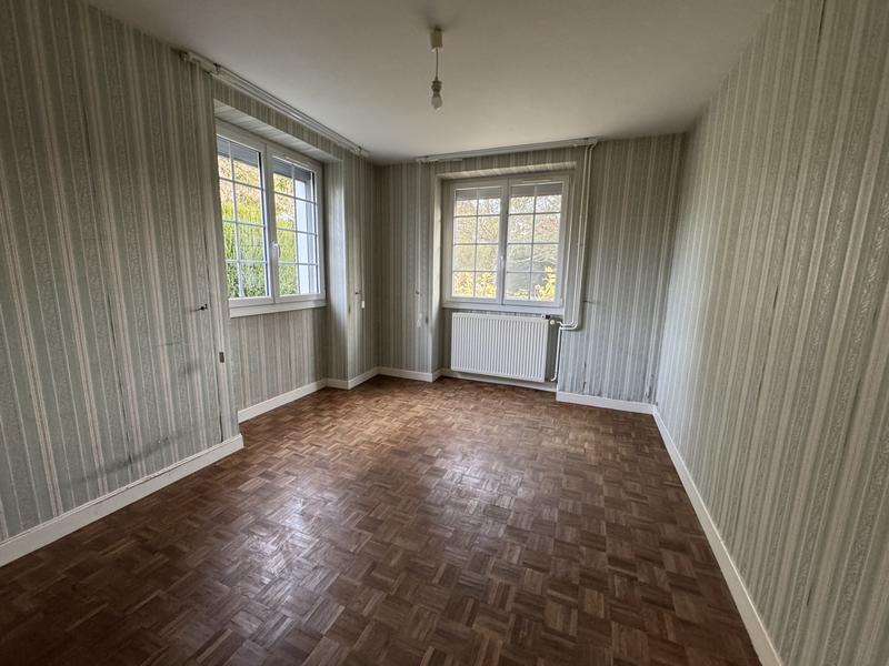 Maison - 166 m² - 8 pièces