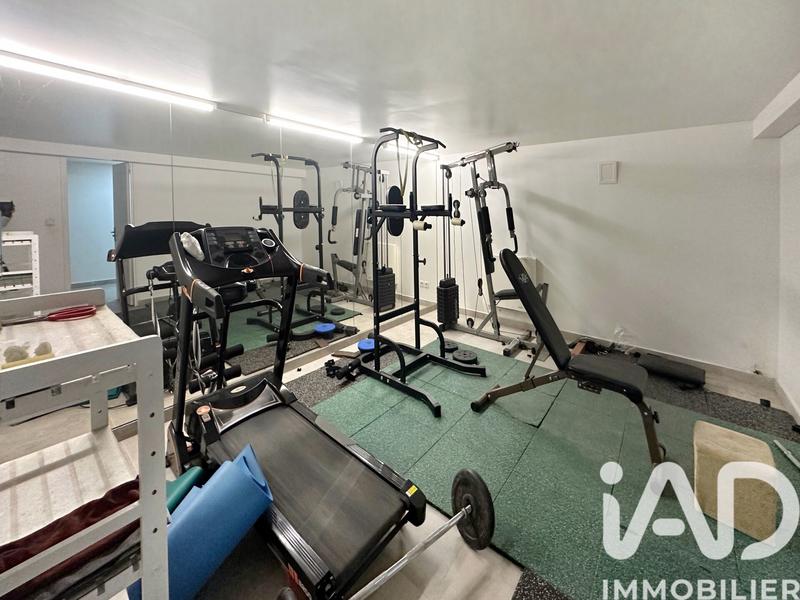 Maison - 192 m² - 8 pièces